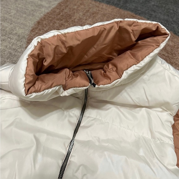 Vine & Valley Cream & Brown Women’s Reversible Puffer Zip Vest Size L - Picture 2 of 5